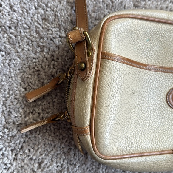 Dooney & Bourke Classic Cream Leather Crossbody Bag - Picture 4 of 14